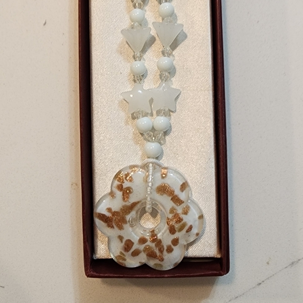 Murano Glass Vintage Necklace, 21" length.